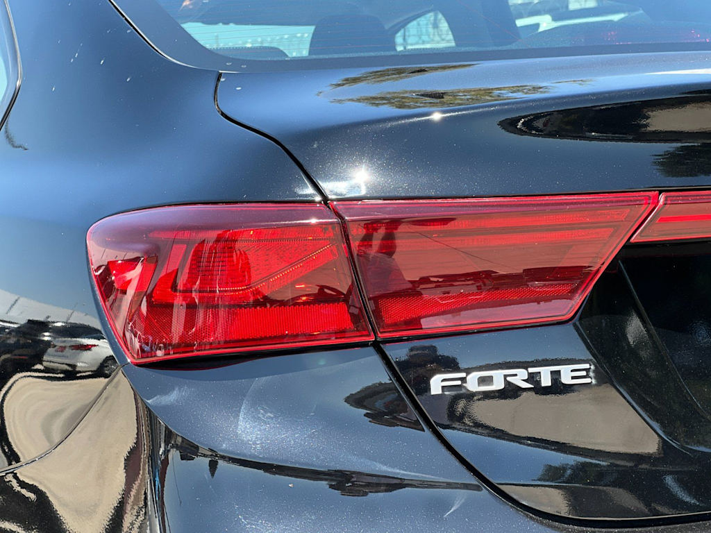 Thumbnail: 2024 Kia Forte - 28