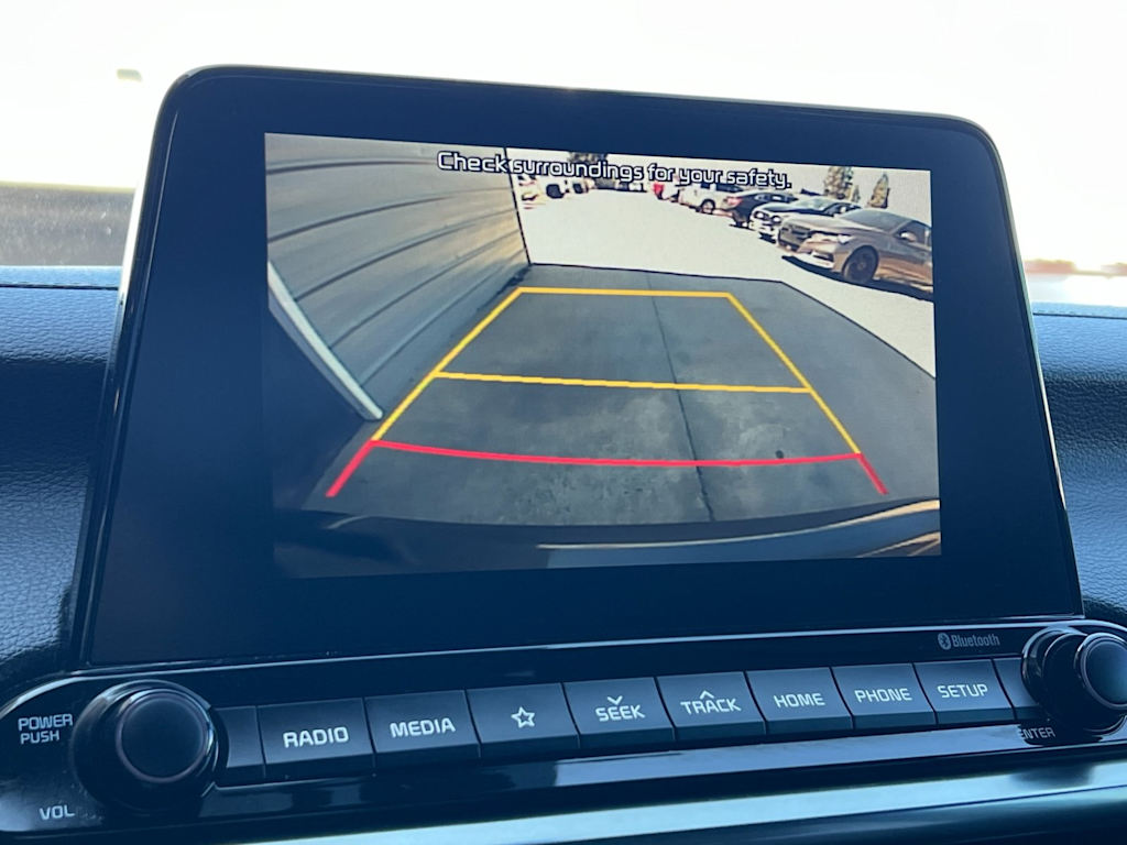 Thumbnail: 2021 Kia Forte - 25