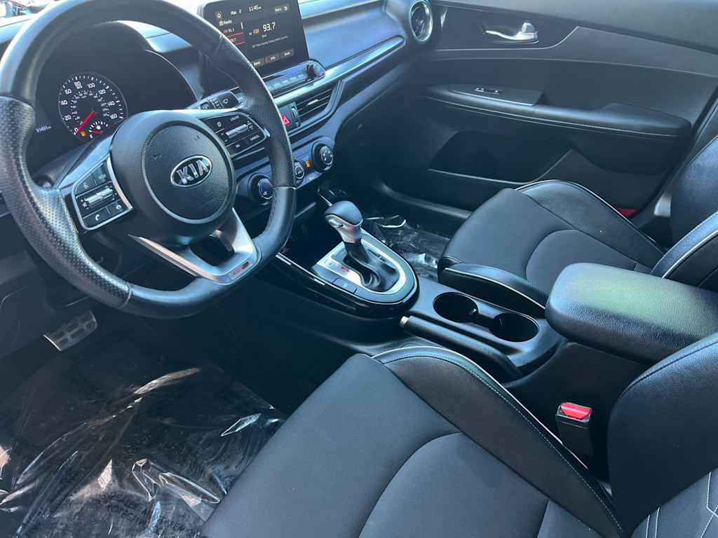 Thumbnail: 2021 Kia Forte - 9