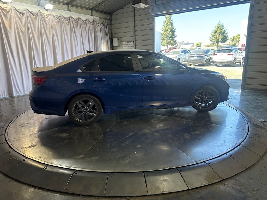 Thumbnail: 2020 Kia Forte - 5