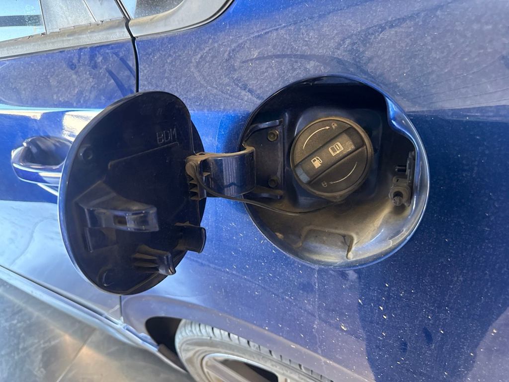Thumbnail: 2020 Kia Forte - 16