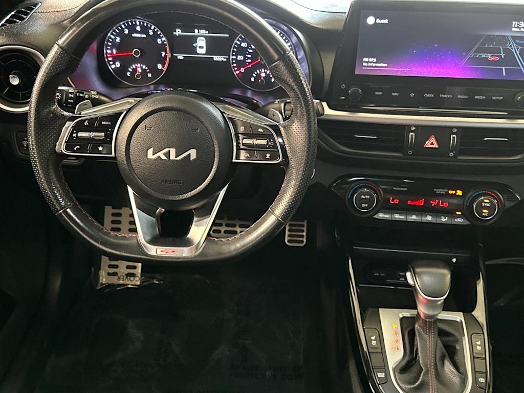 Thumbnail: 2022 Kia Forte - 13