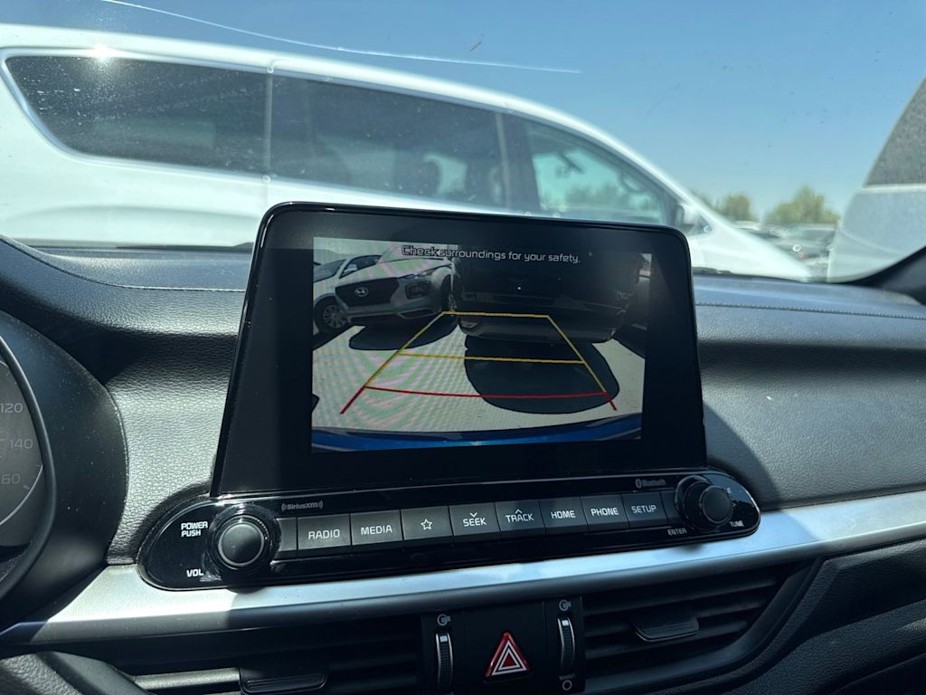 Thumbnail: 2021 Kia Forte - 24