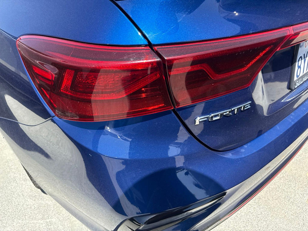 Thumbnail: 2021 Kia Forte - 15