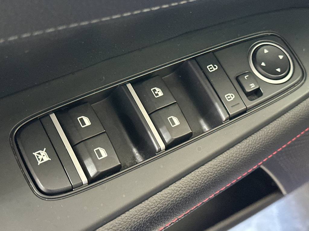 Thumbnail: 2021 Kia Forte - 21