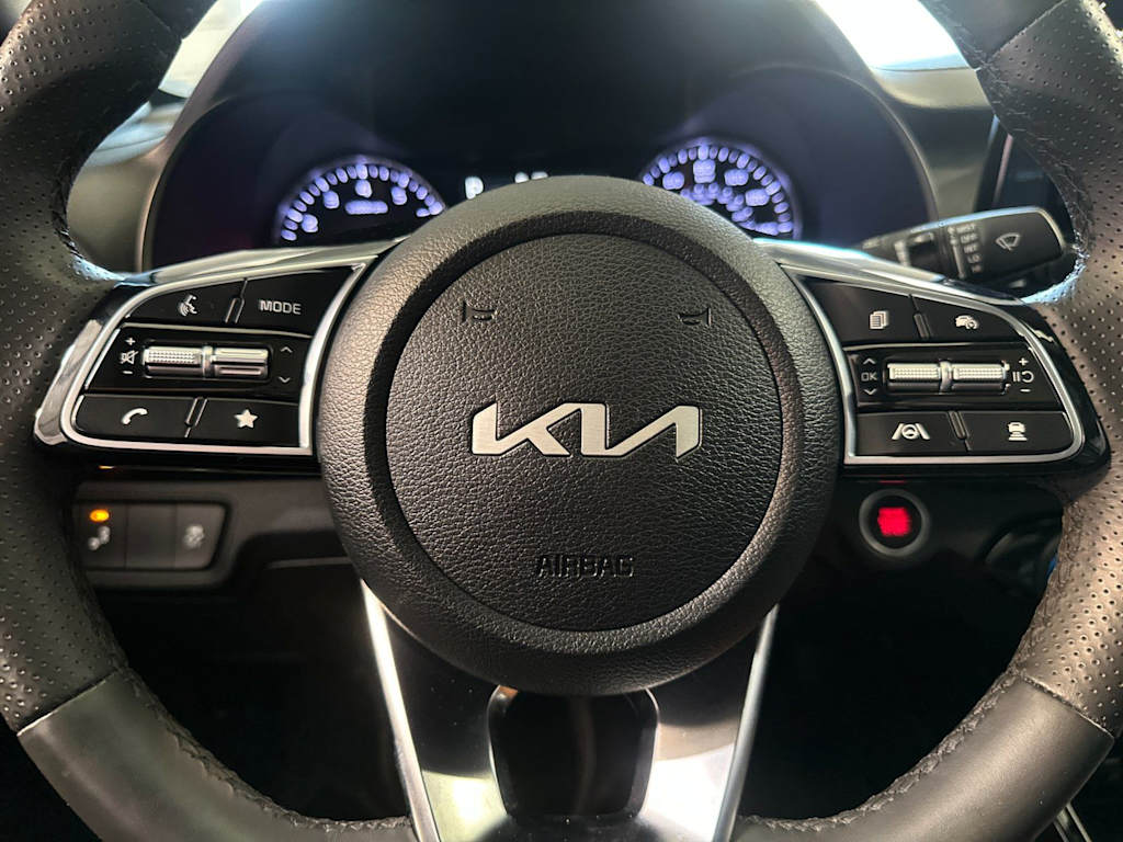 Thumbnail: 2024 Kia Forte - 27