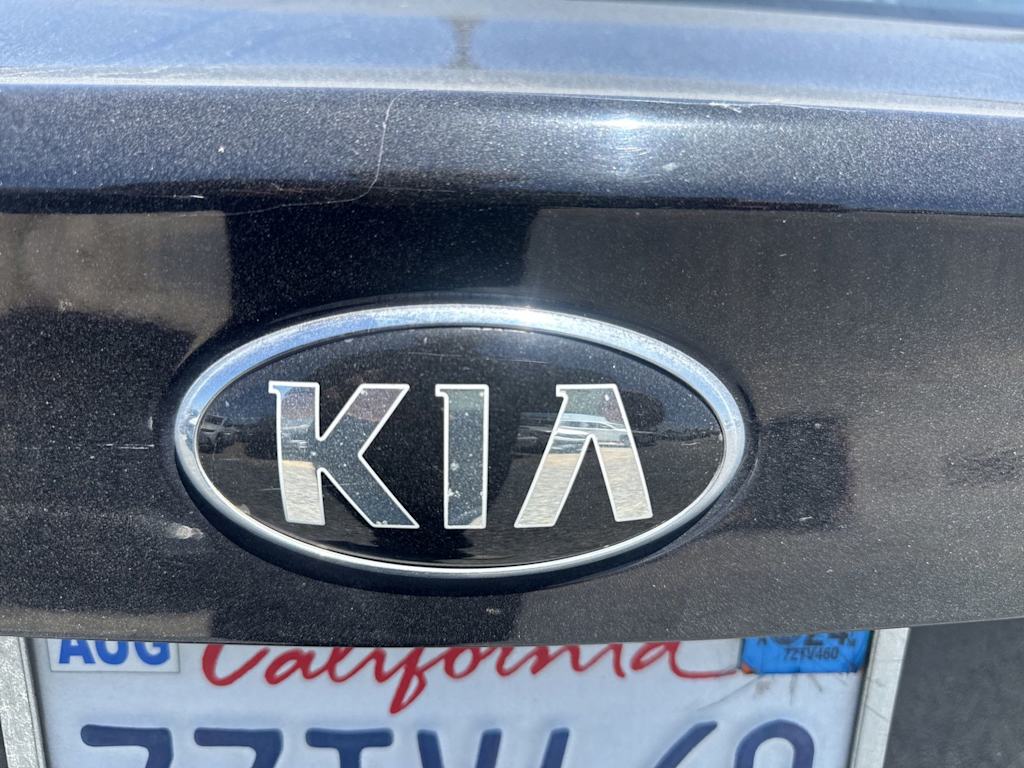 Thumbnail: 2017 Kia Forte - 16
