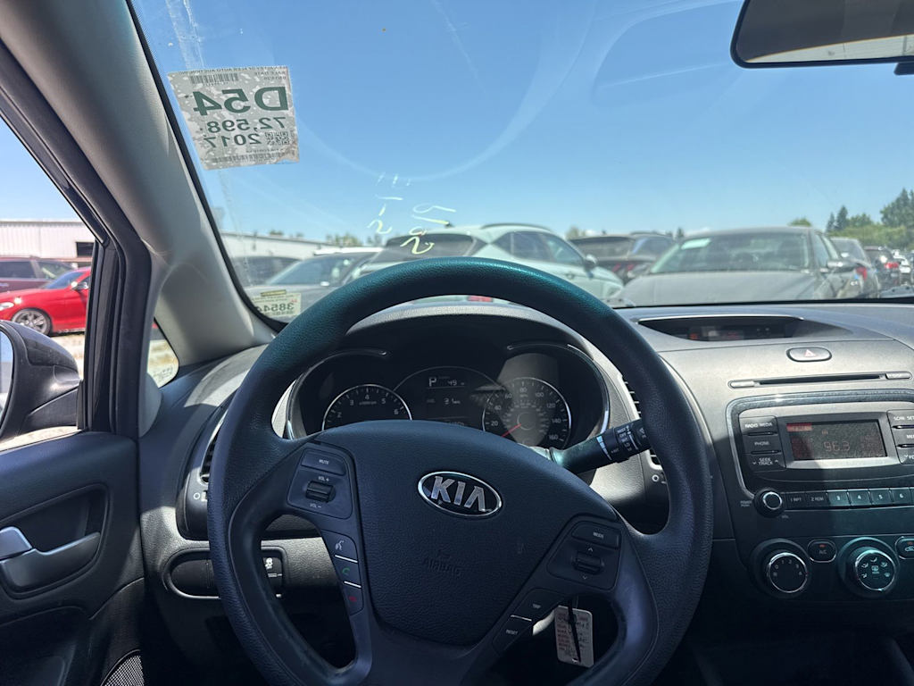 Thumbnail: 2017 Kia Forte - 2