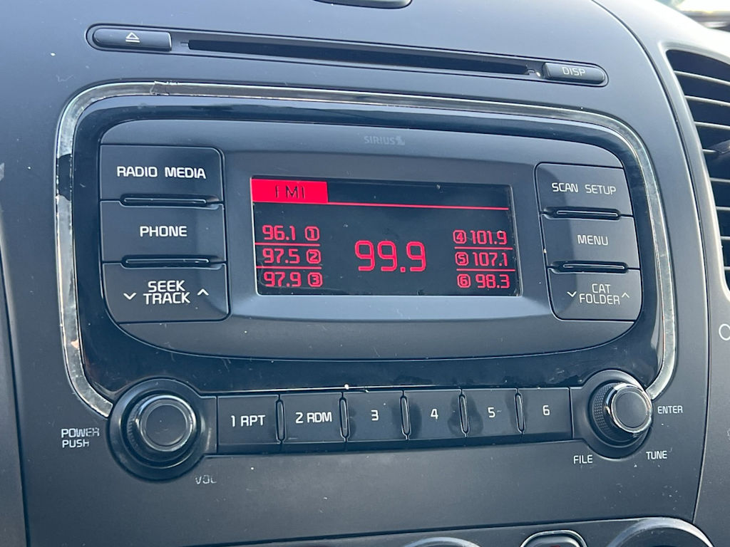 Thumbnail: 2018 Kia Forte - 14