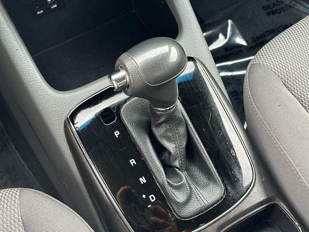Thumbnail: 2017 Kia Forte - 15