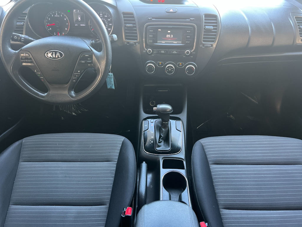 Thumbnail: 2017 Kia Forte - 2