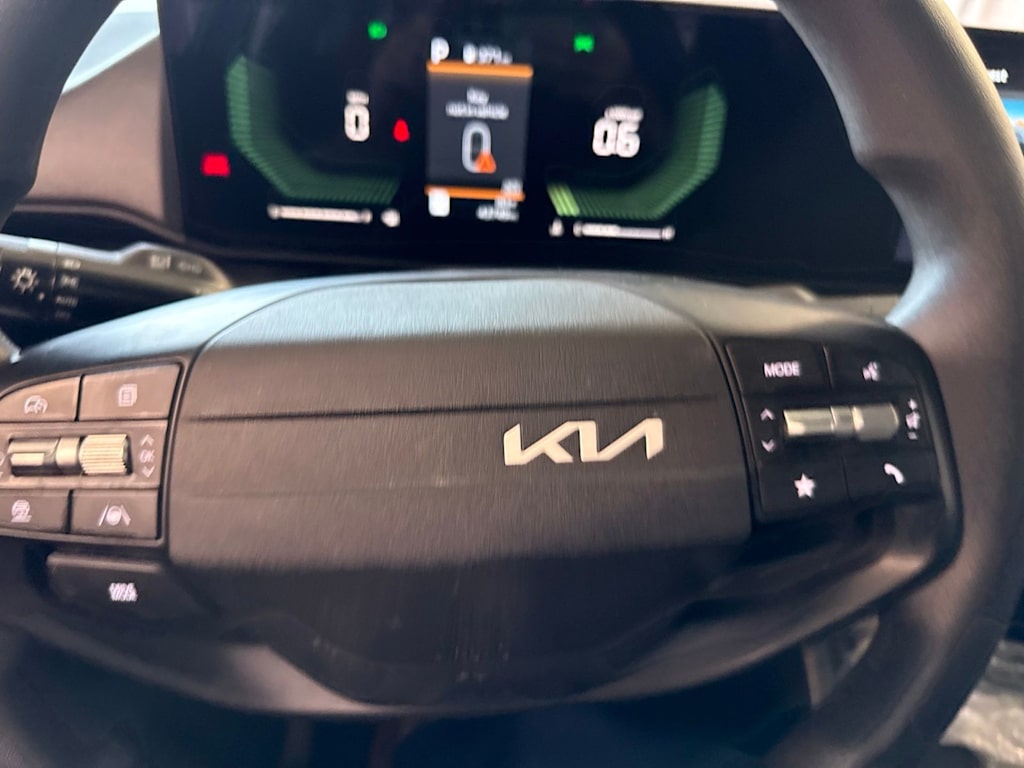 Thumbnail: 2025 Kia K4 - 25