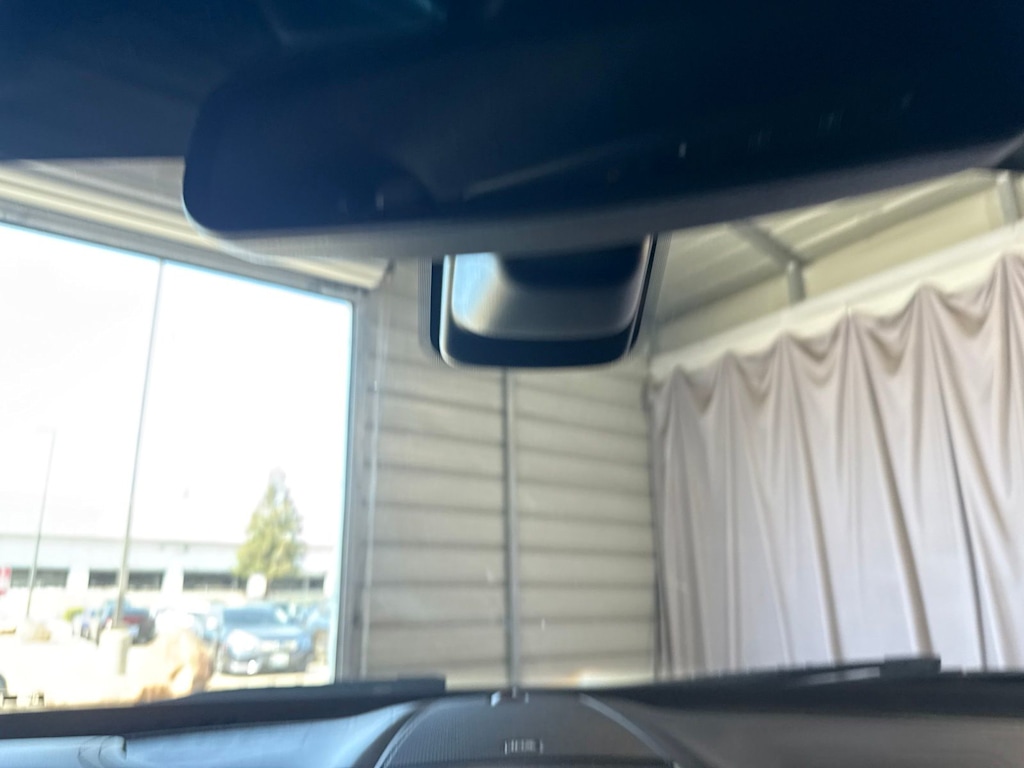 Thumbnail: 2016 Lincoln MKZ - 26