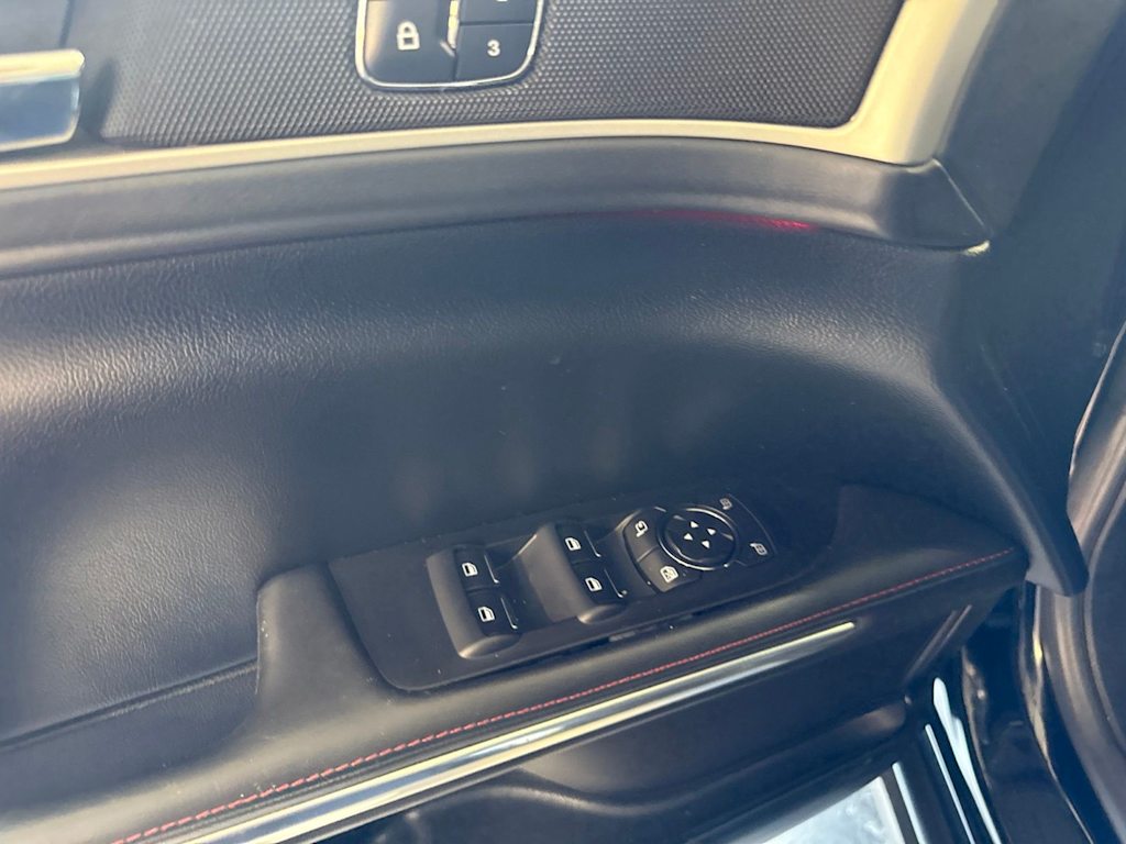 Thumbnail: 2016 Lincoln MKZ - 22