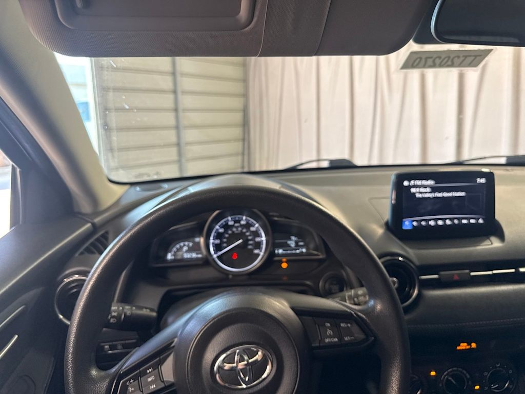 Thumbnail: 2020 Toyota Yaris - 8