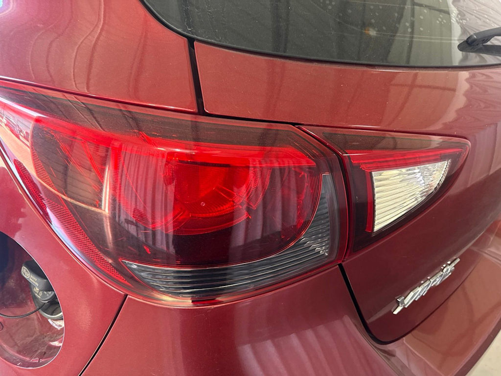 Thumbnail: 2020 Toyota Yaris - 18