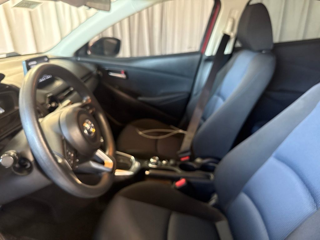 Thumbnail: 2020 Toyota Yaris - 9