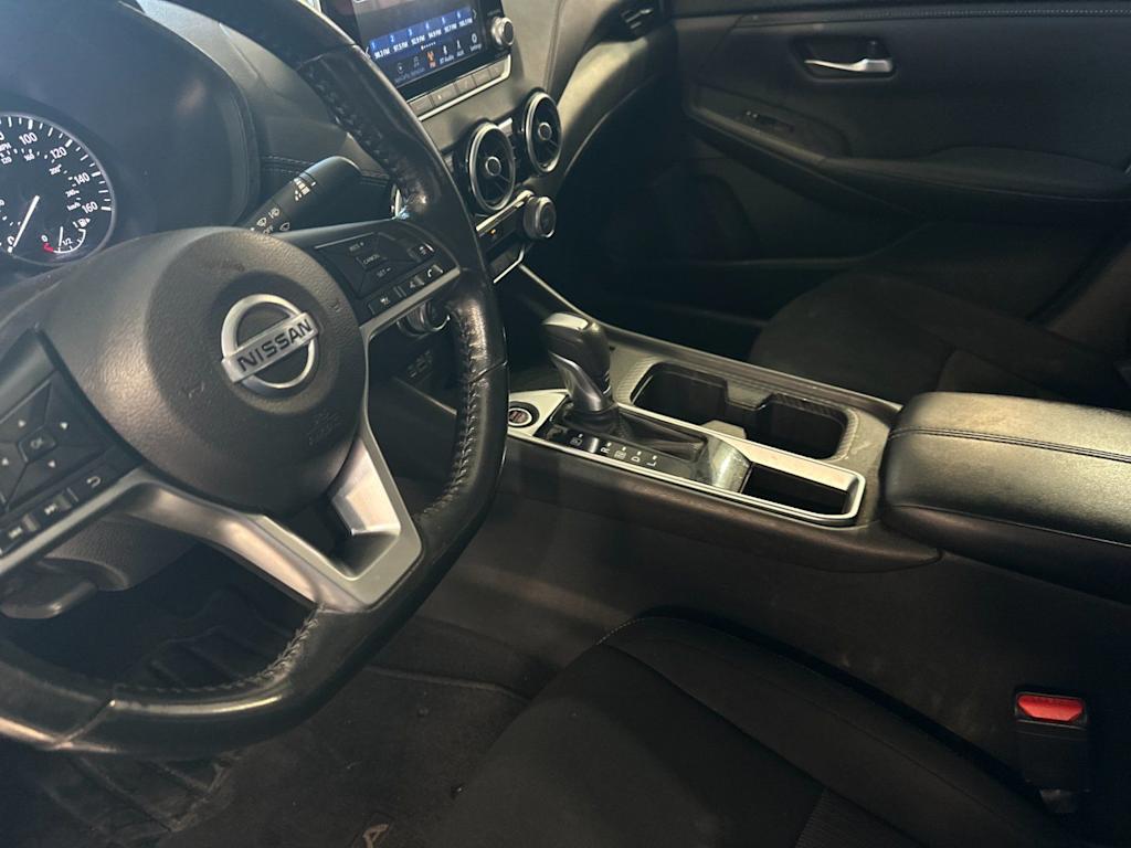 Thumbnail: 2022 Nissan Sentra - 9