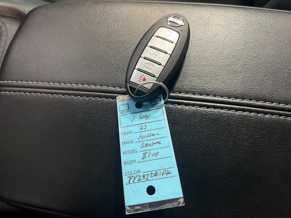 Thumbnail: 2023 Nissan Sentra - 17