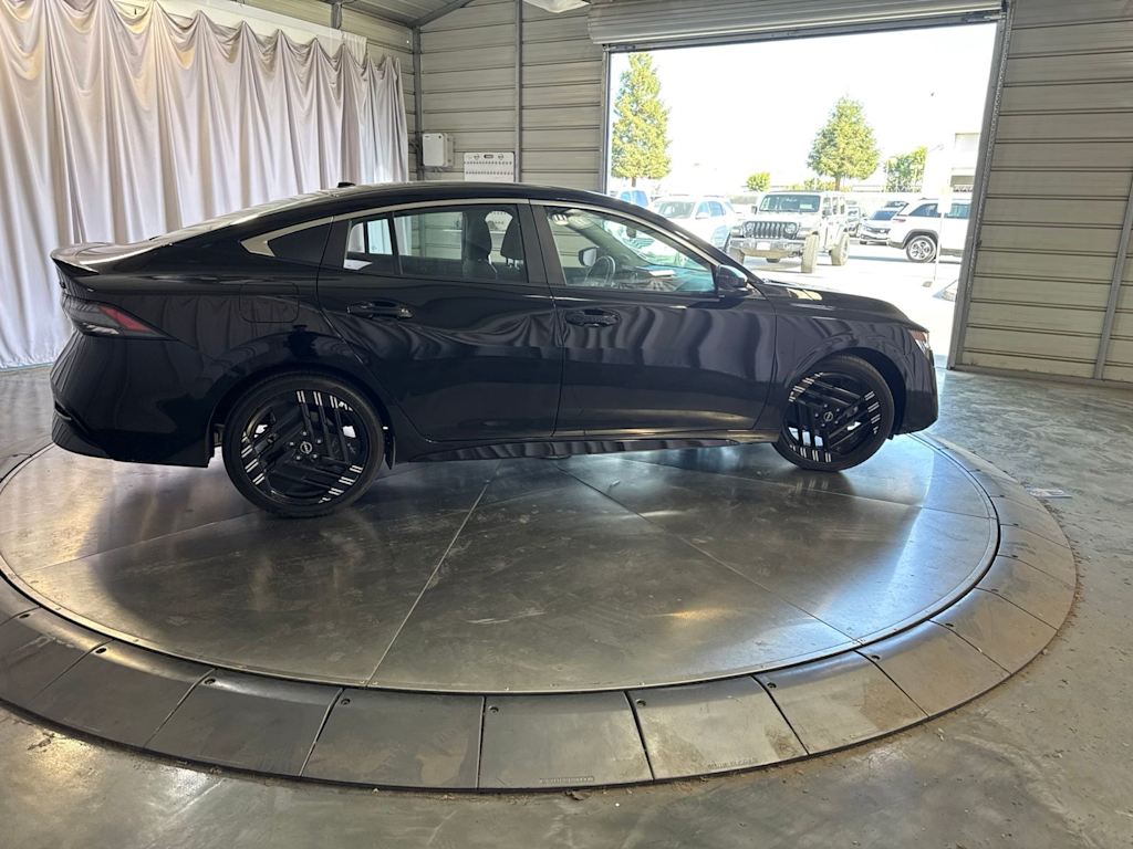 Thumbnail: 2026 Nissan Sentra - 7