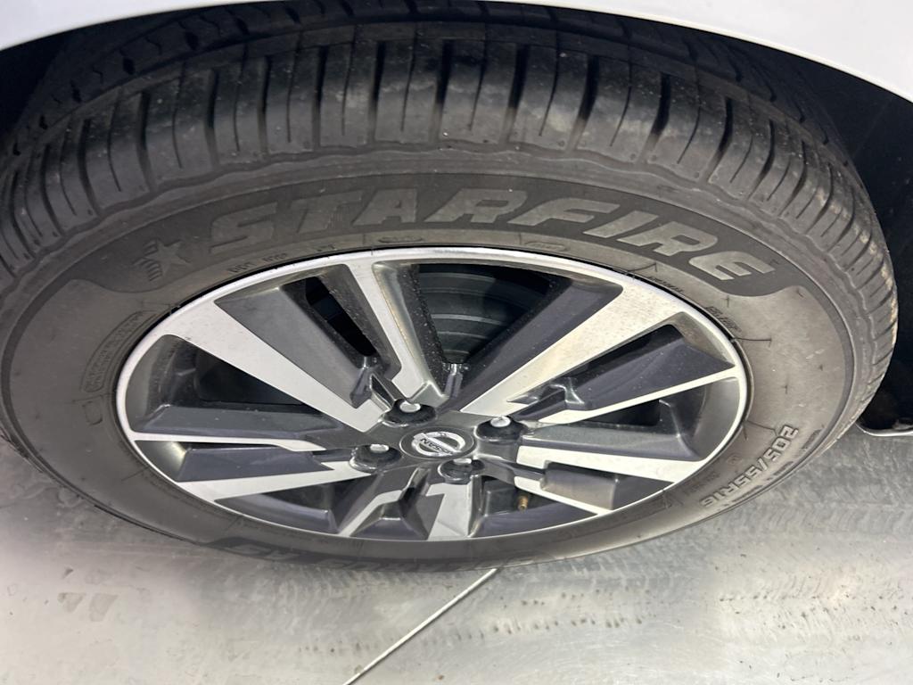 Thumbnail: 2021 Nissan Versa - 17