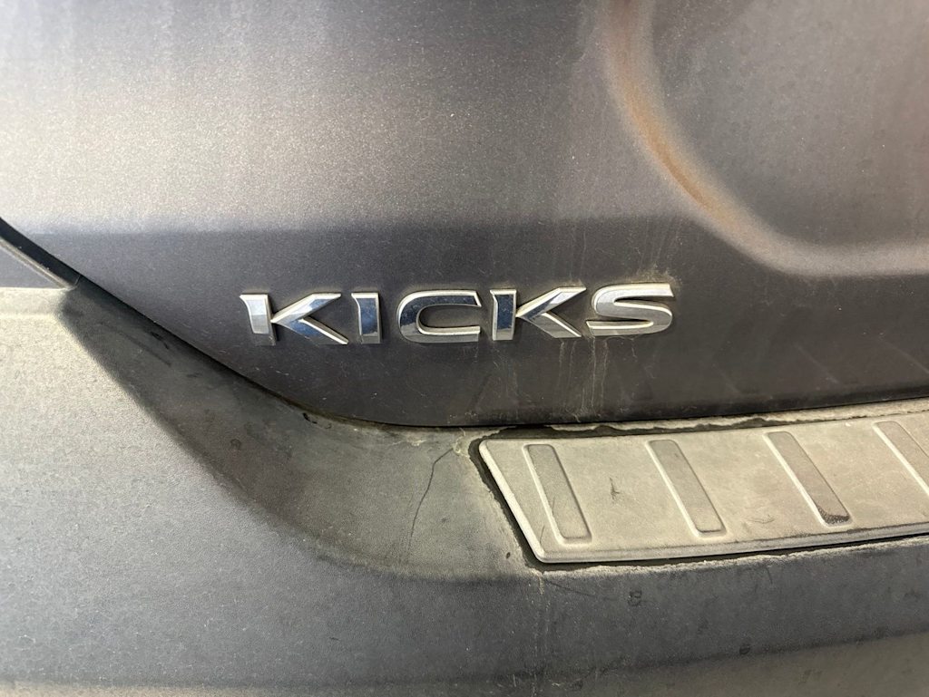 Thumbnail: 2018 Nissan Kicks - 4