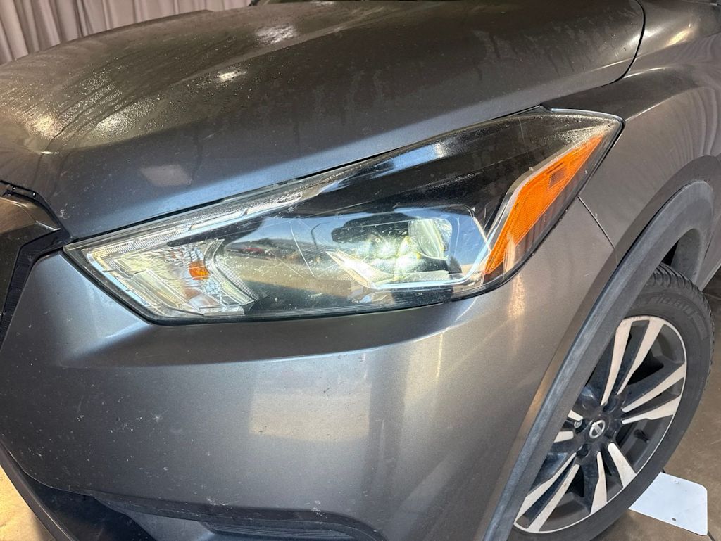 Thumbnail: 2018 Nissan Kicks - 16