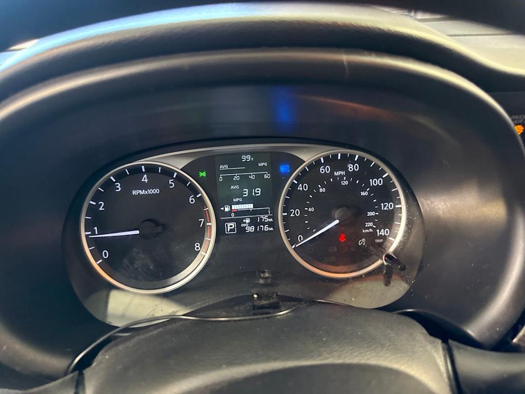 Thumbnail: 2019 Nissan Kicks - 12