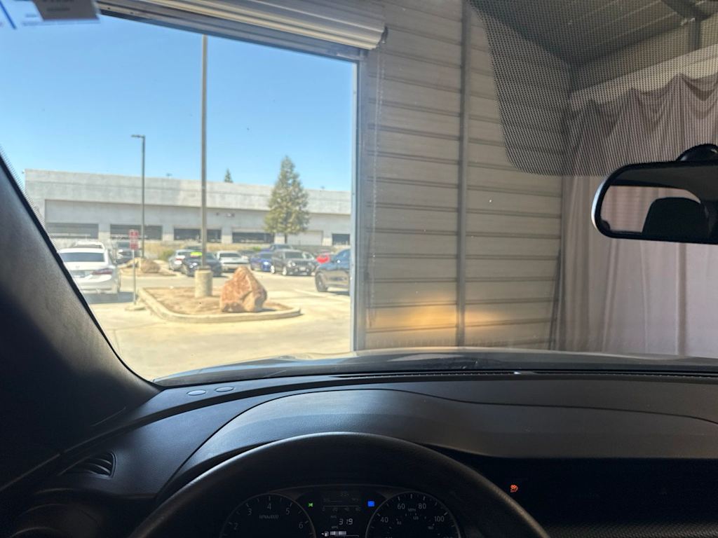 Thumbnail: 2019 Nissan Kicks - 14