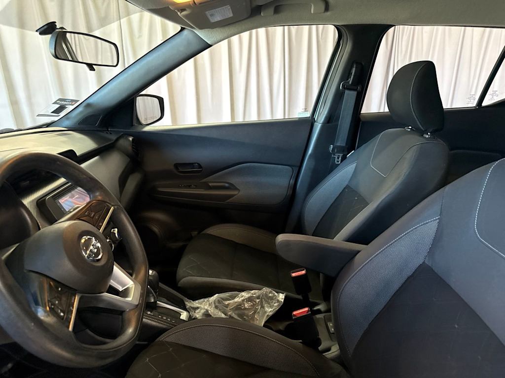 Thumbnail: 2019 Nissan Kicks - 8