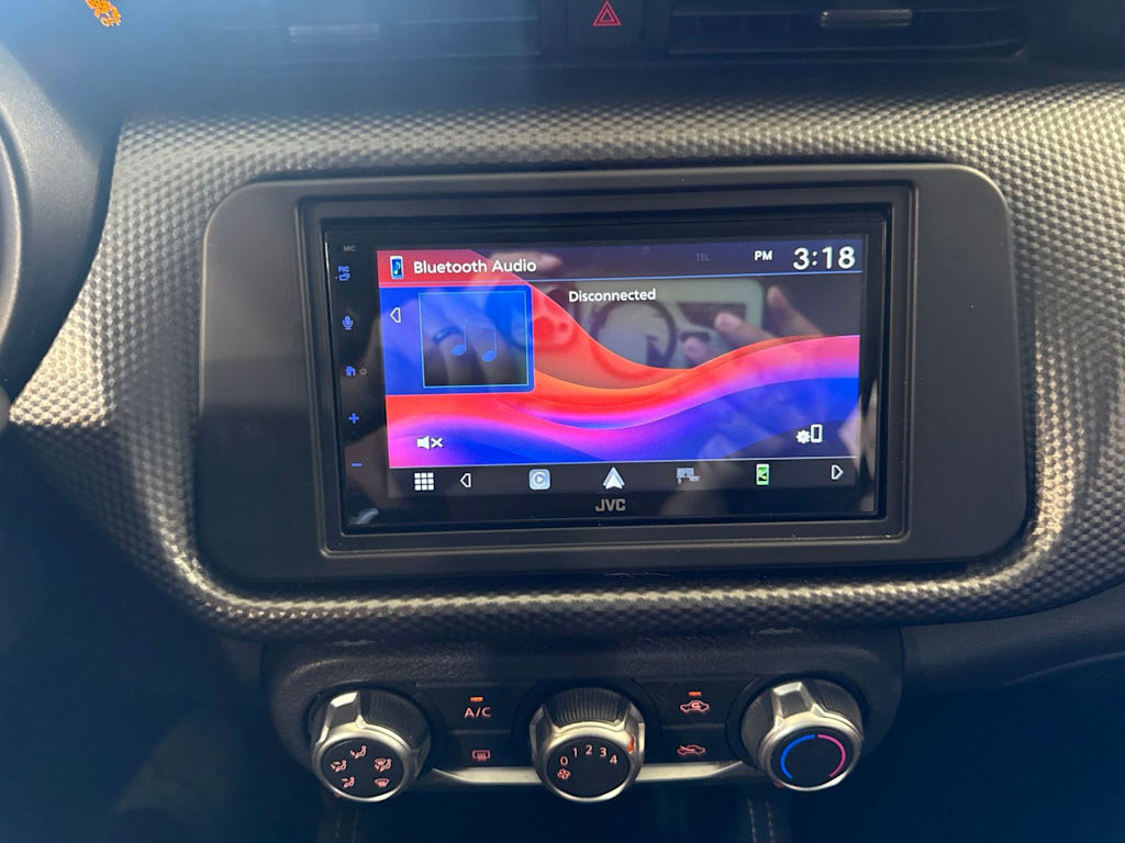 Thumbnail: 2019 Nissan Kicks - 10