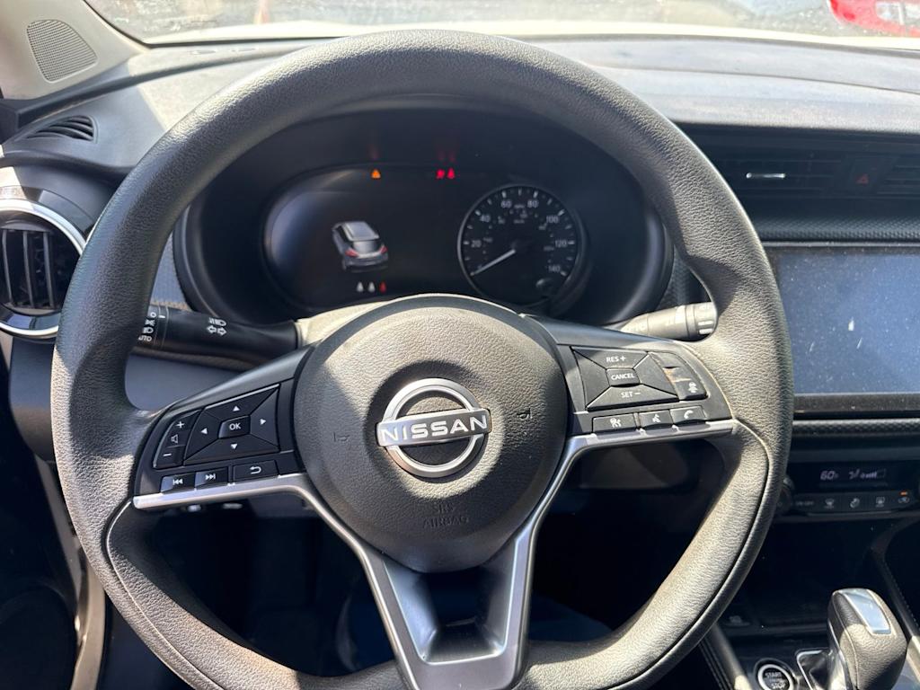 Thumbnail: 2022 Nissan Kicks - 2