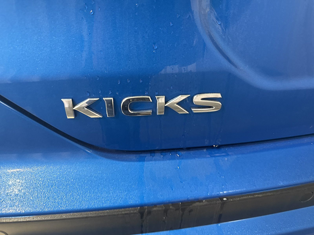Thumbnail: 2021 Nissan Kicks - 6