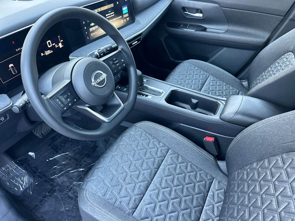 Thumbnail: 2025 Nissan Kicks - 10