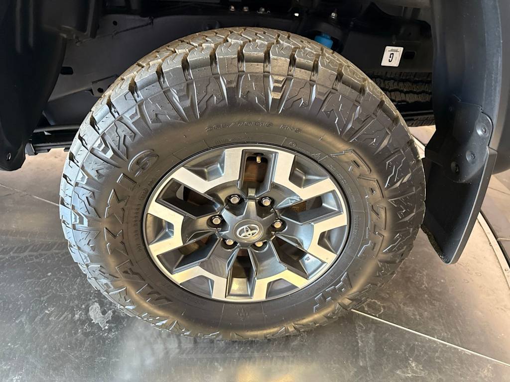 Thumbnail: 2021 Toyota Tacoma - 5