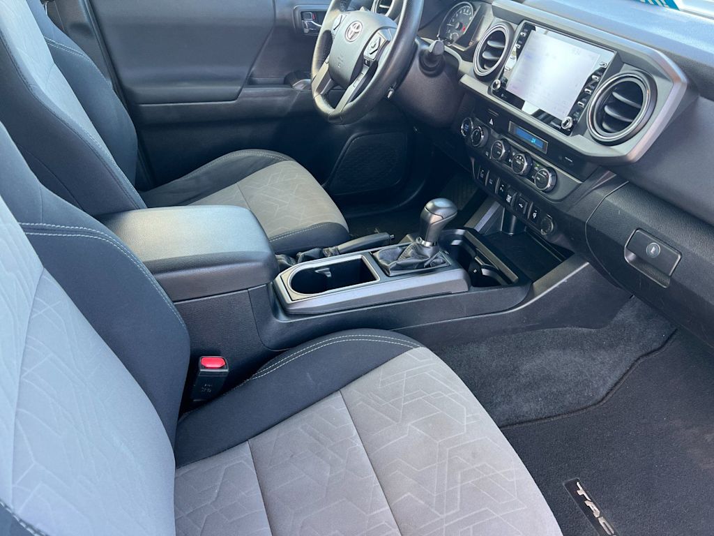 Thumbnail: 2021 Toyota Tacoma - 11