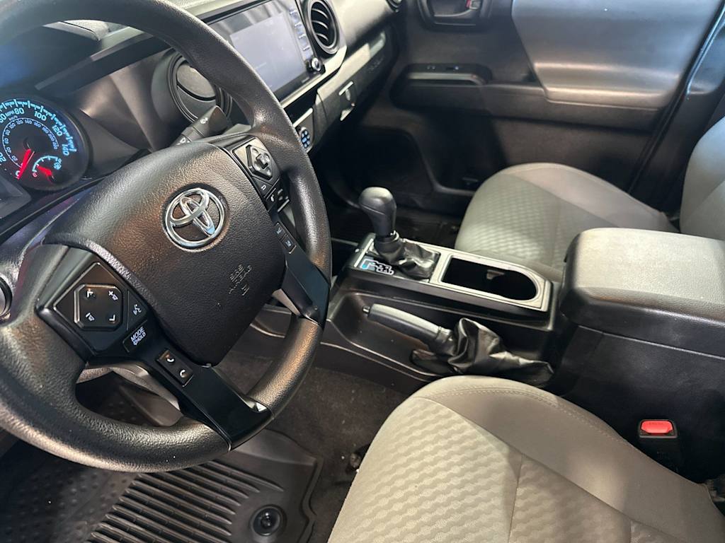 Thumbnail: 2021 Toyota Tacoma - 9