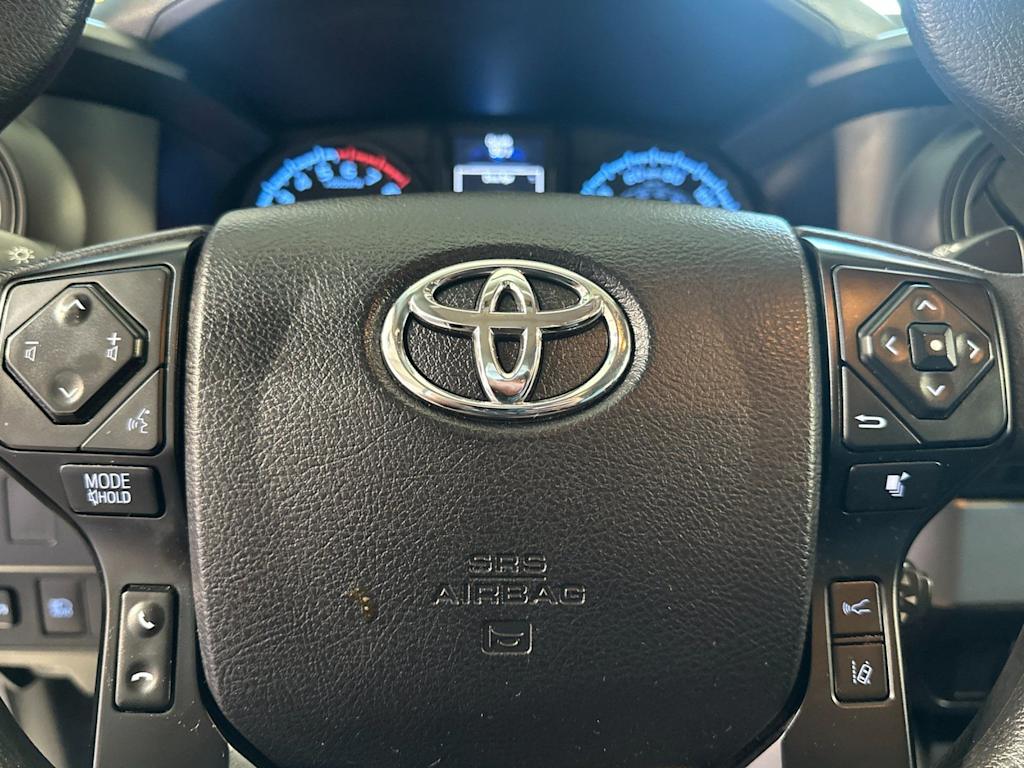 Thumbnail: 2021 Toyota Tacoma - 26