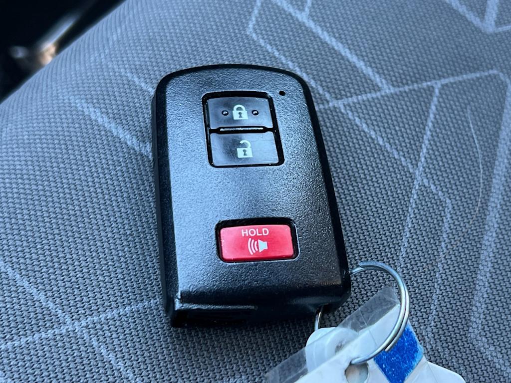 Thumbnail: 2023 Toyota Tacoma - 16