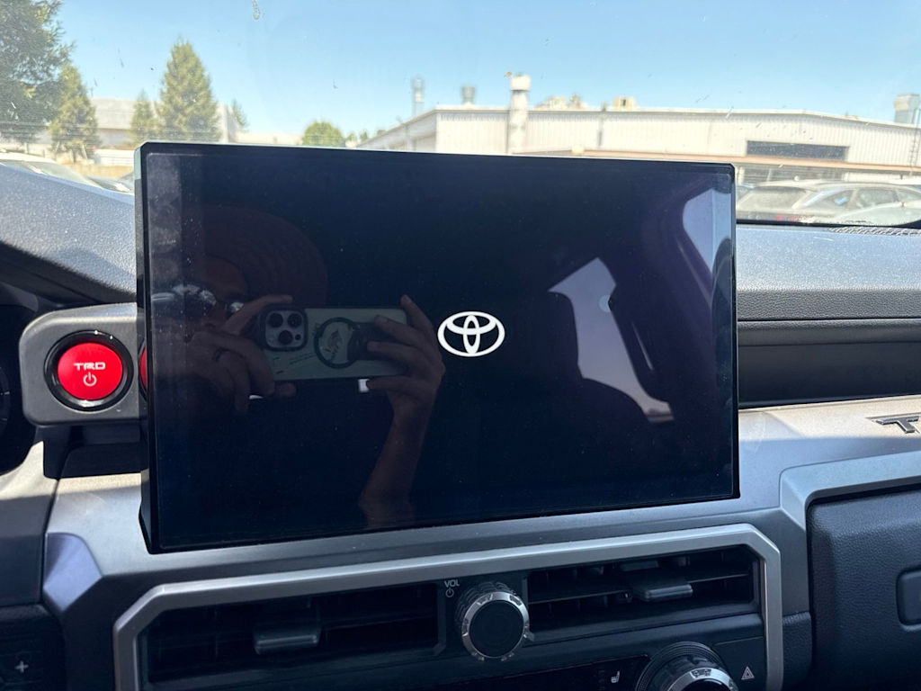 Thumbnail: 2024 Toyota Tacoma - 25