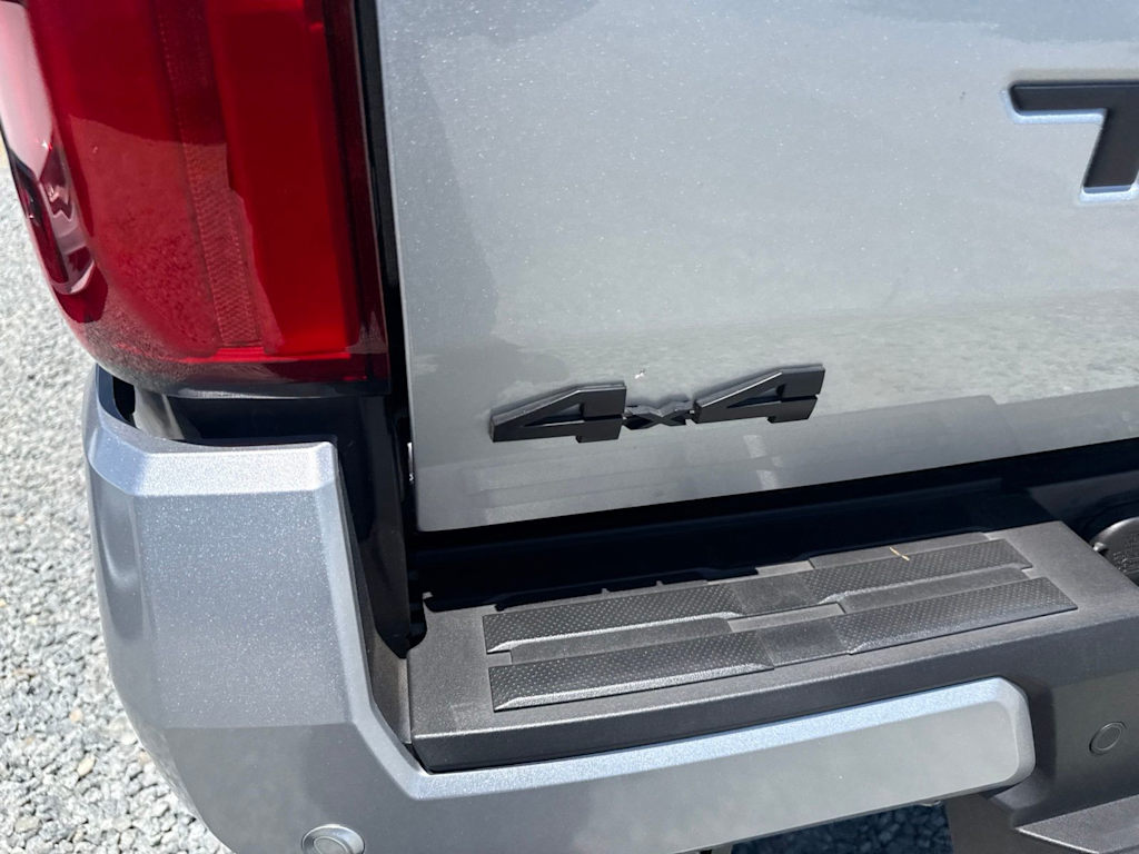 Thumbnail: 2024 Toyota Tacoma - 16