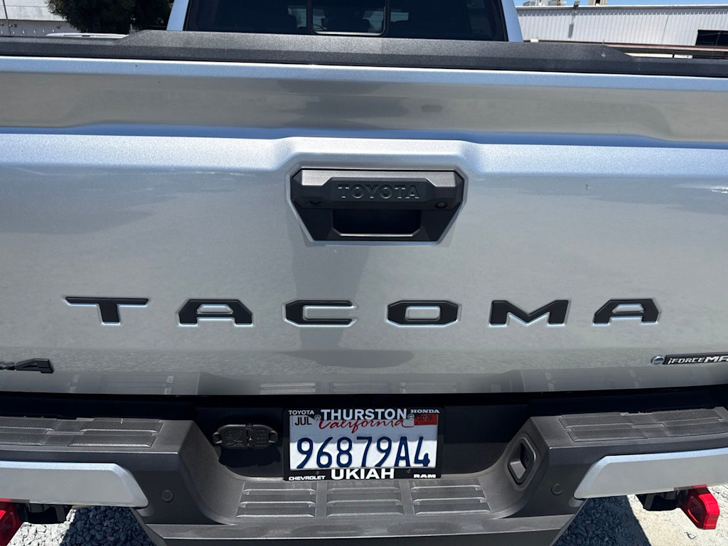 Thumbnail: 2024 Toyota Tacoma - 17