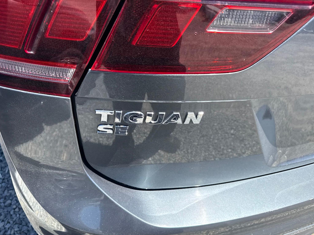 Thumbnail: 2018 Volkswagen Tiguan - 6