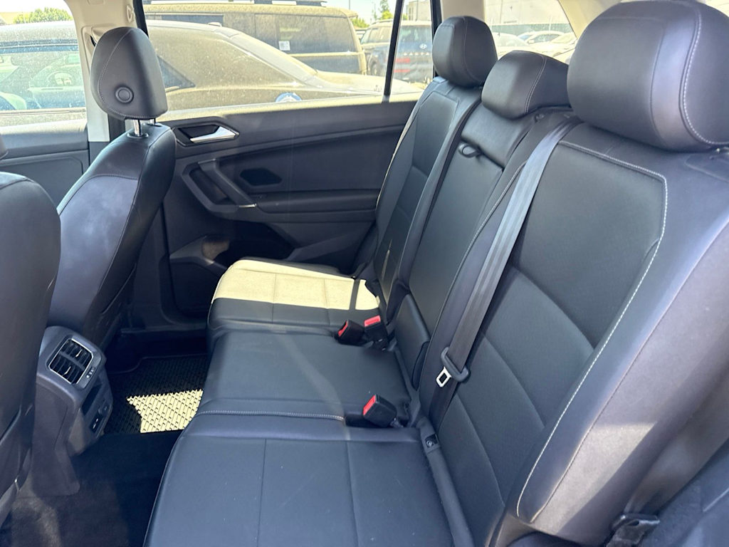 Thumbnail: 2018 Volkswagen Tiguan - 10