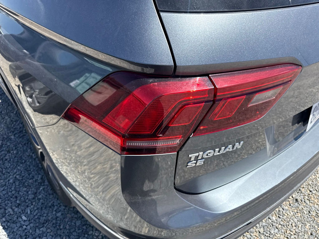 Thumbnail: 2018 Volkswagen Tiguan - 20