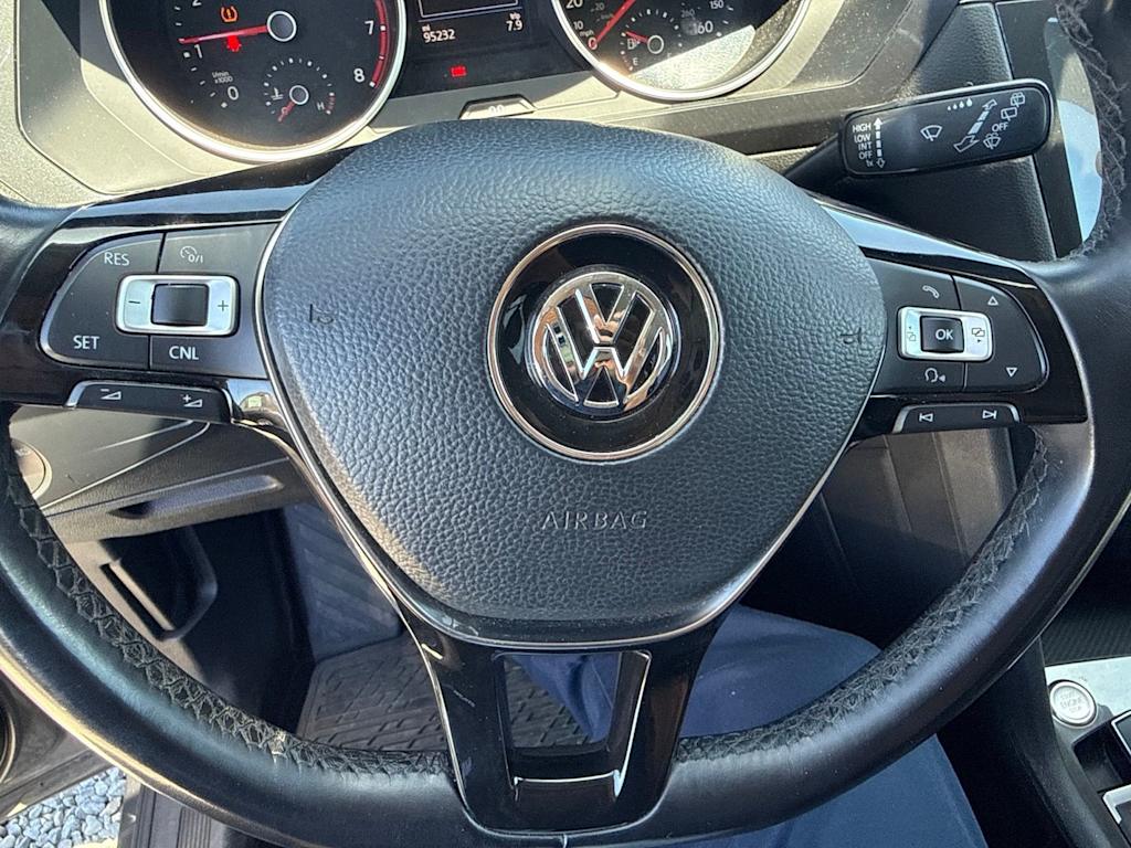 Thumbnail: 2018 Volkswagen Tiguan - 26