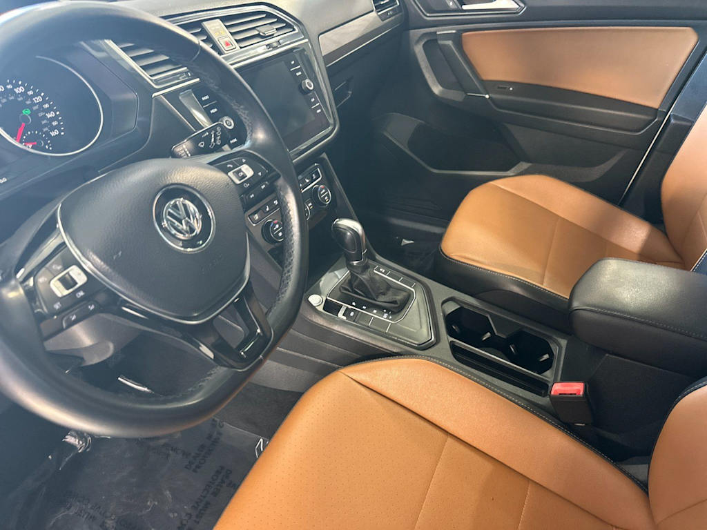 Thumbnail: 2018 Volkswagen Tiguan - 9