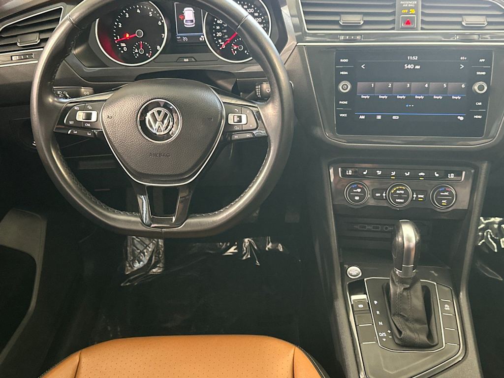 Thumbnail: 2018 Volkswagen Tiguan - 11