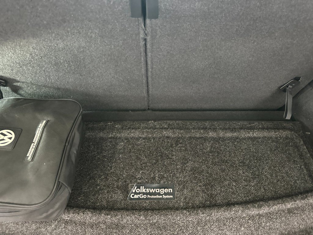 Thumbnail: 2018 Volkswagen Tiguan - 16