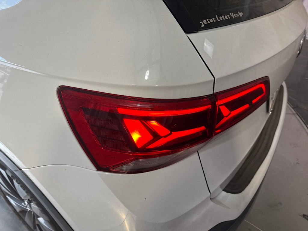 Thumbnail: 2022 Volkswagen Taos - 19